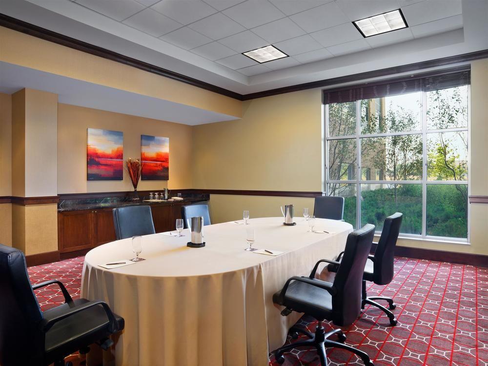 Sheraton St Paul Woodbury Hotel Екстер'єр фото
