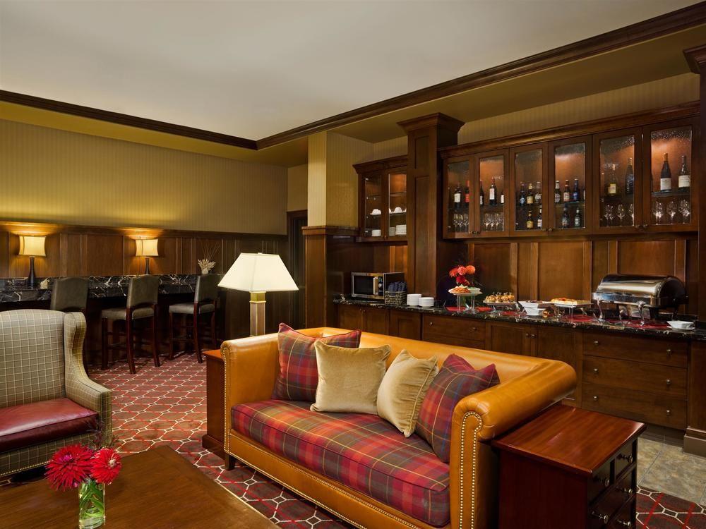 Sheraton St Paul Woodbury Hotel Екстер'єр фото