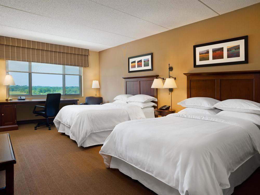 Sheraton St Paul Woodbury Hotel Екстер'єр фото