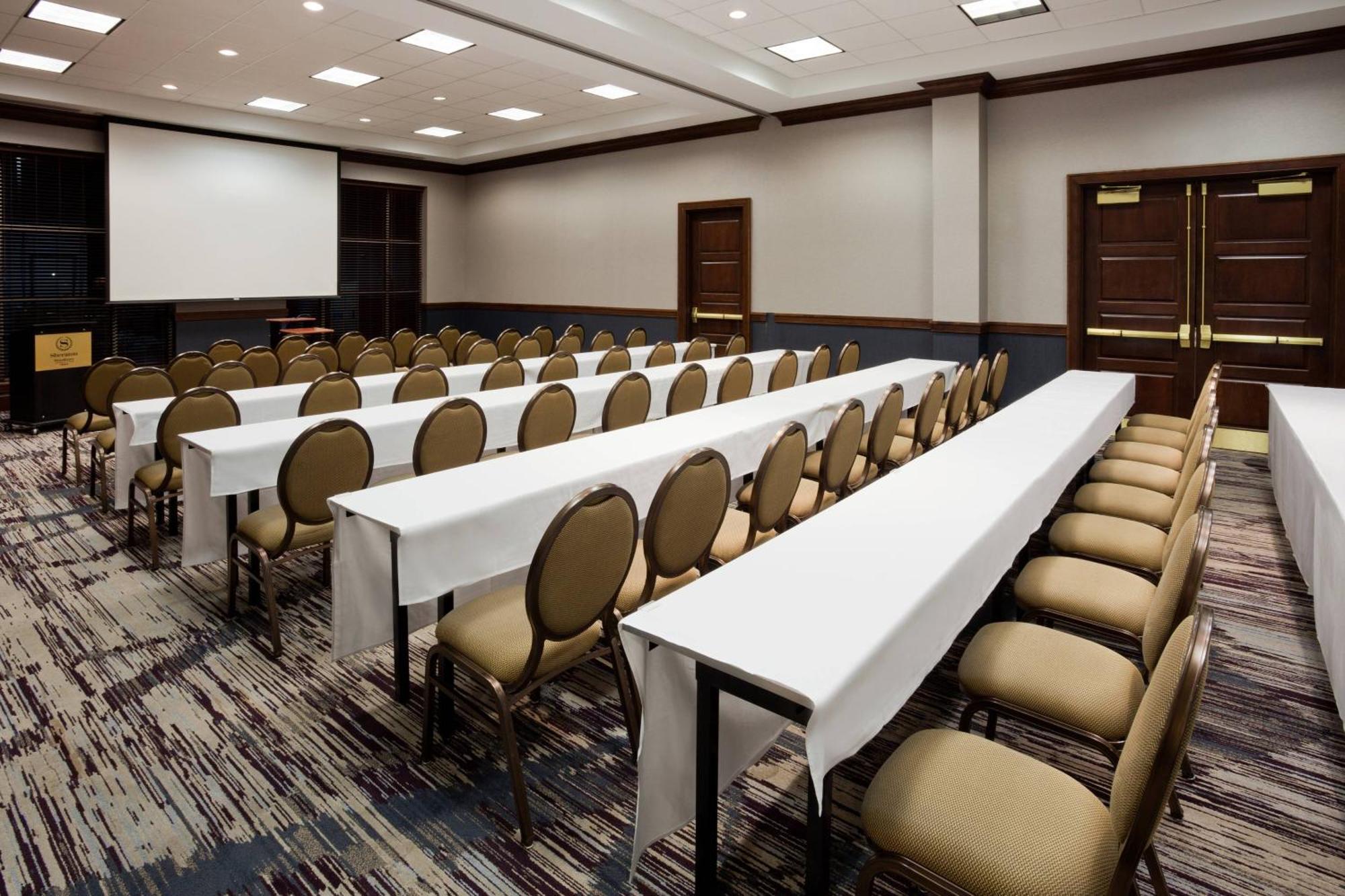 Sheraton St Paul Woodbury Hotel Екстер'єр фото