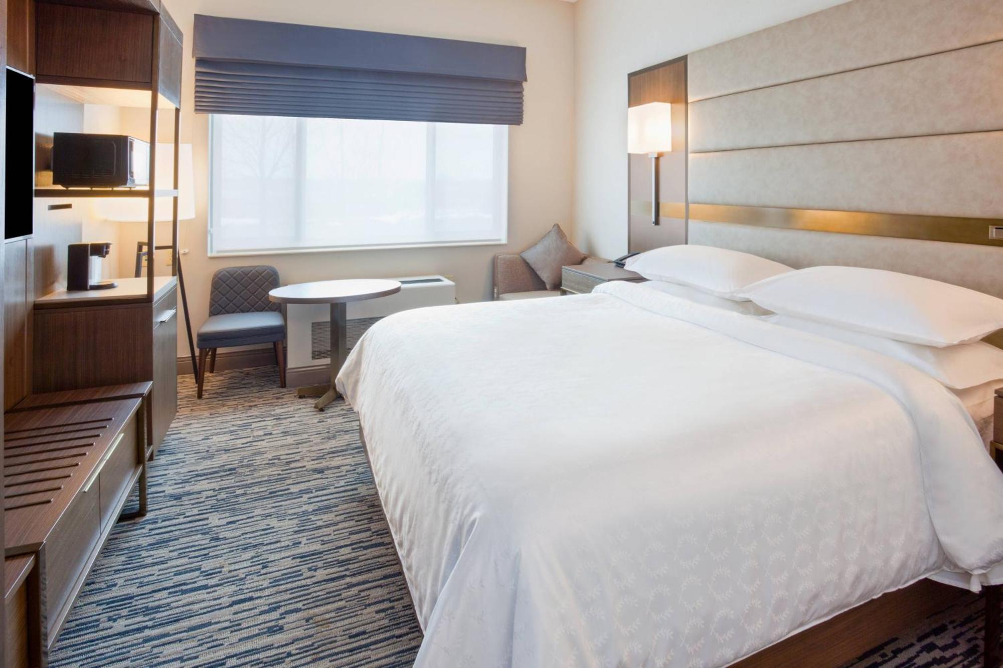 Sheraton St Paul Woodbury Hotel Екстер'єр фото