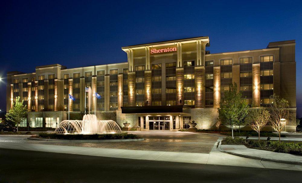 Sheraton St Paul Woodbury Hotel Екстер'єр фото
